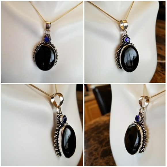 Genuine Beautiful Black Onyx and Sapphire Pendant - Picture 2 of 4